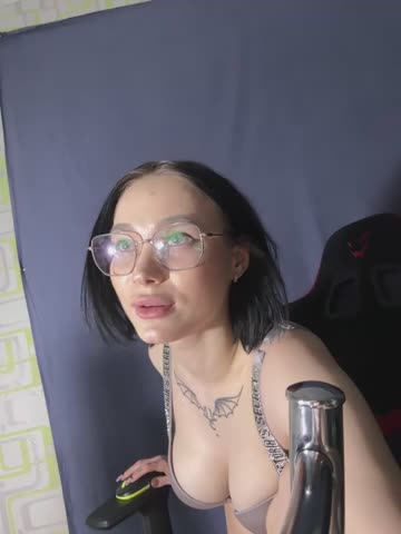Stella_03 Cam Show Recorded 2025-05-17
