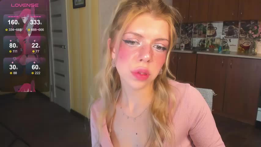 Hannah_Carr Cam Show Recorded 2025-05-17