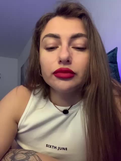 WILDGIRL Cam Show Recorded 2025-05-17