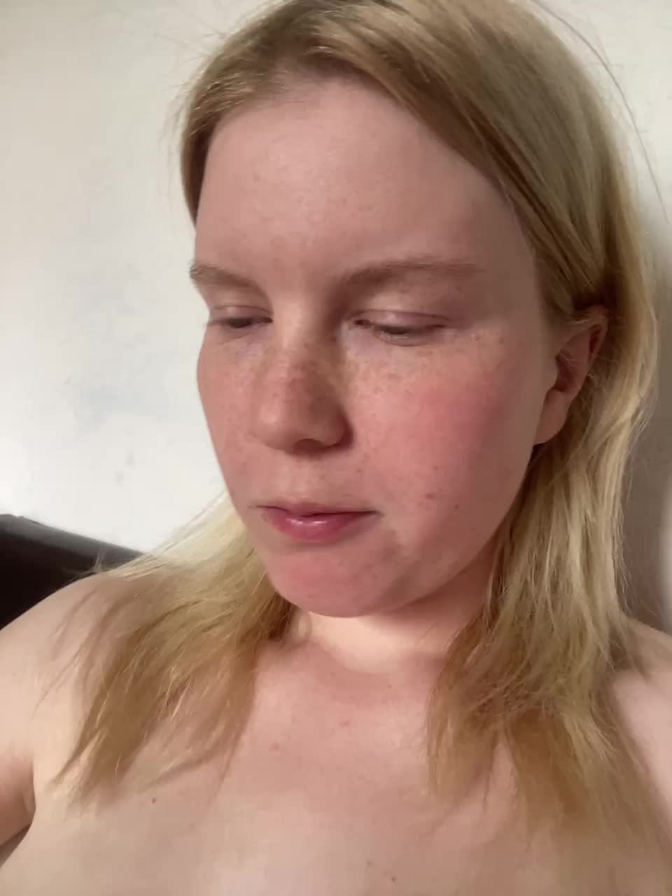 Amelia2004 Cam Show Recorded 2025-05-17