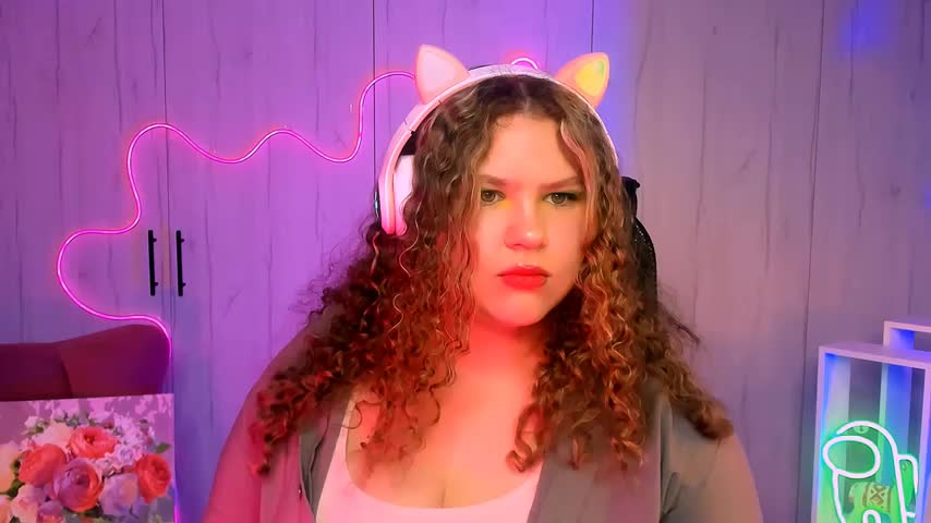 FlorenceAnderson Cam Show Recorded 2025-05-17