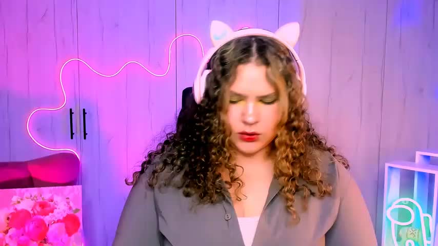 FlorenceAnderson Cam Show Recorded 2025-05-17