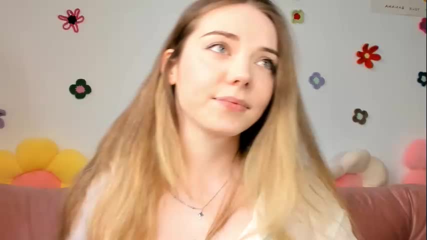 Thisisamelia Cam Show Recorded 2025-05-17