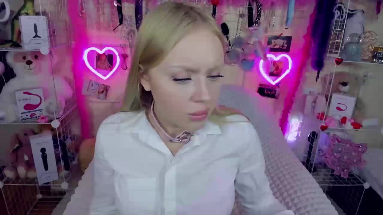 MindyKally Cam Show Recorded 2025-05-17