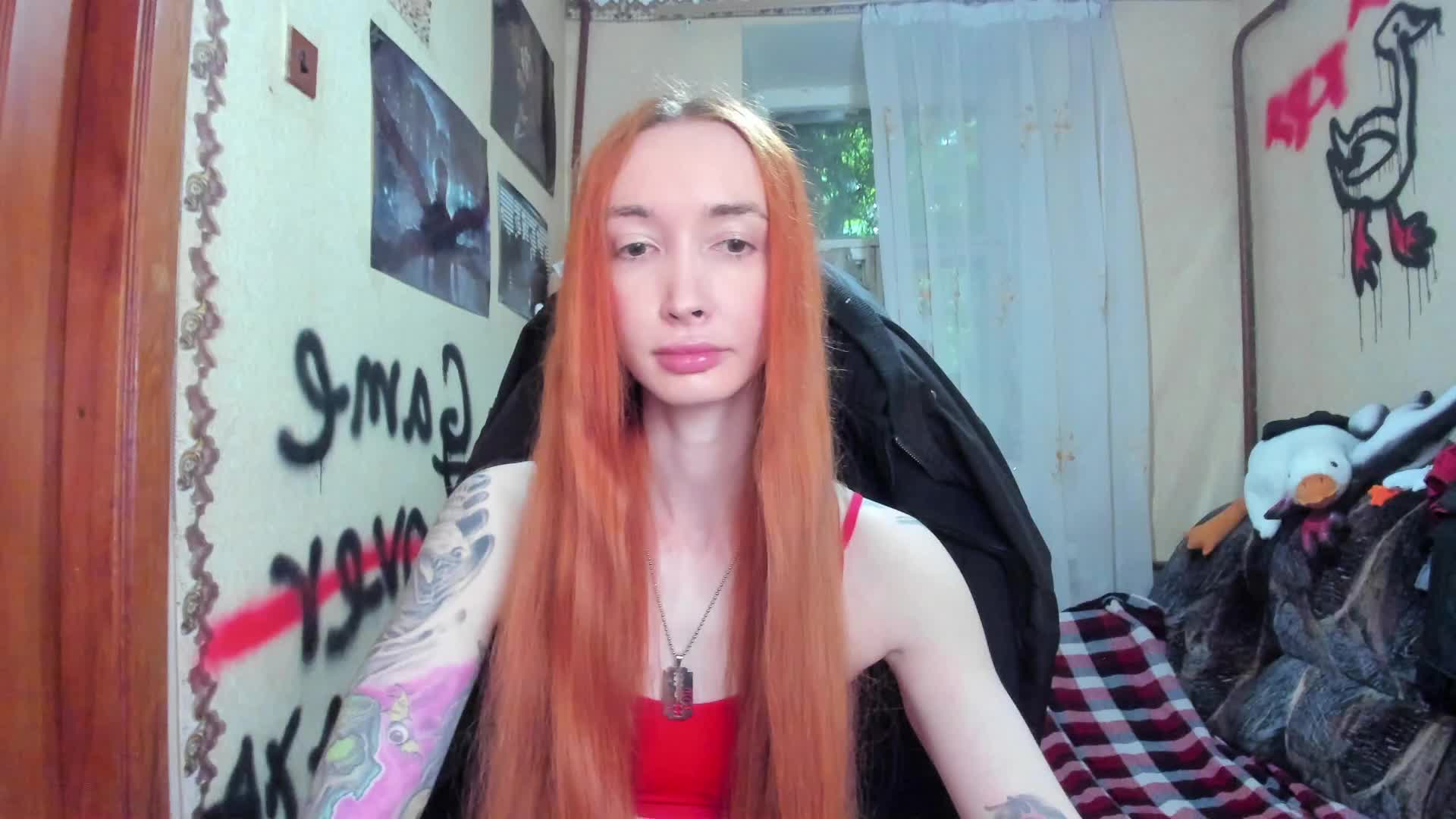 Roxy-Sun Cam Show Recorded 2025-05-17