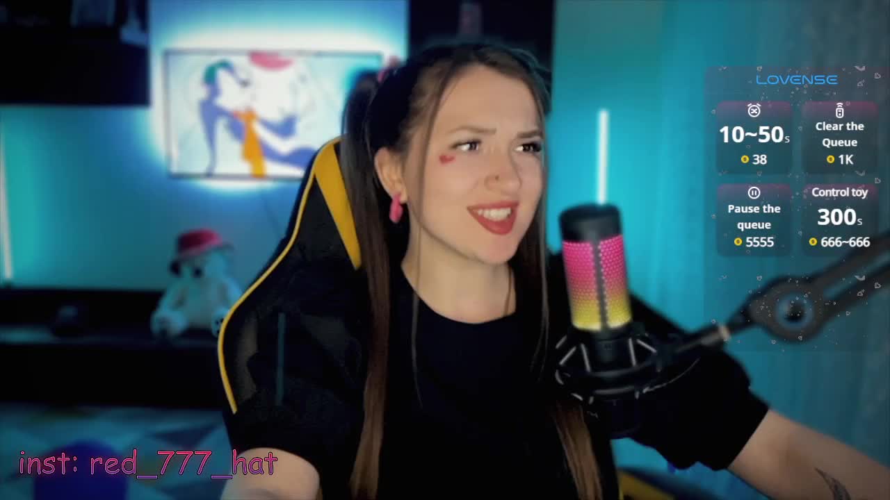 -RED-HAT- Cam Show Recorded 2025-05-18