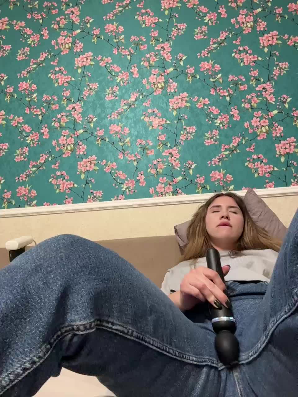 Alizii Cam Show Recorded 2025-05-18
