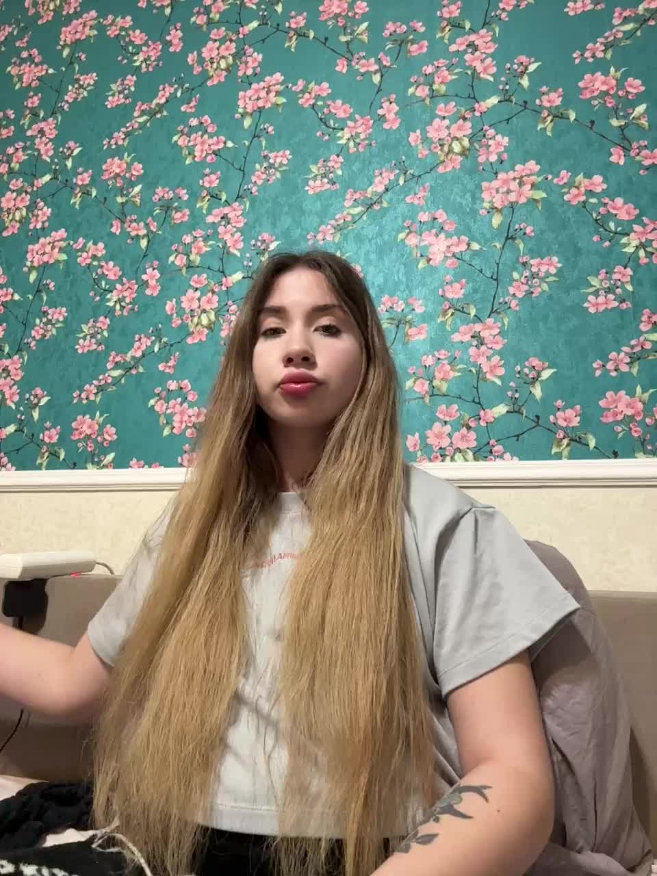 Alizii Cam Show Recorded 2025-05-18