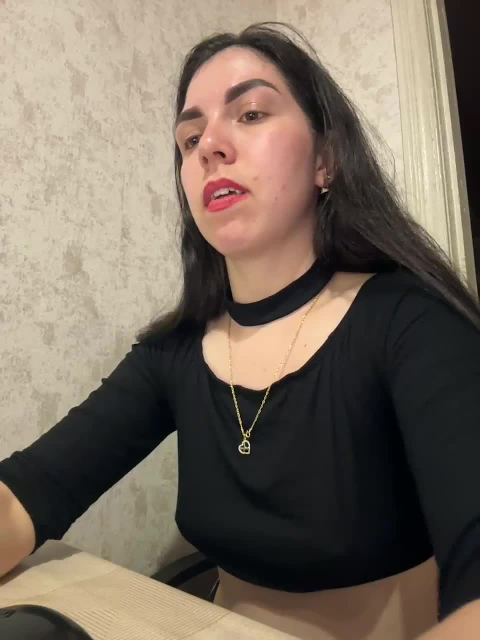 Vika19981 Cam Show Recorded 2025-05-18