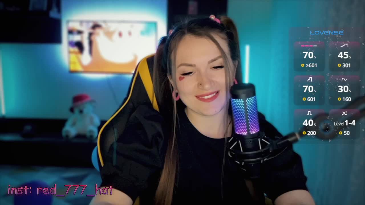 -RED-HAT- Cam Show Recorded 2025-05-18