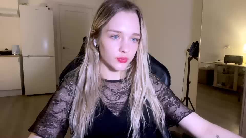 Sailormoon666_ Cam Show Recorded 2025-05-18