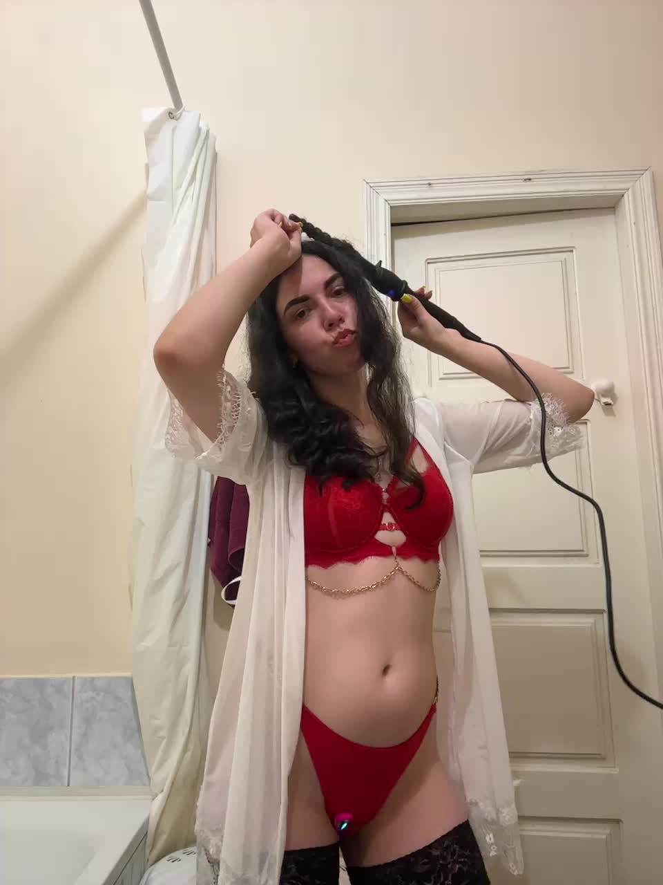 Vika19981 Cam Show Recorded 2025-05-18