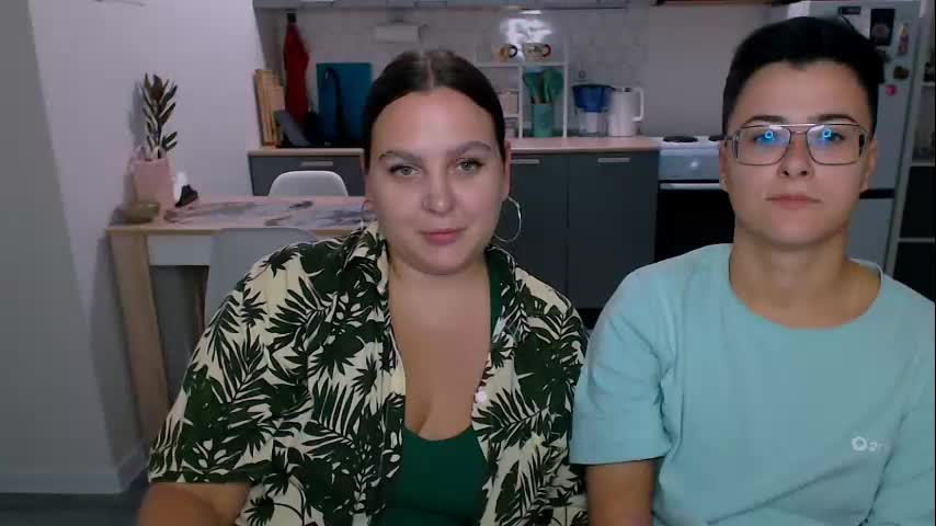 Chloe_x_ Cam Show Recorded 2025-05-18