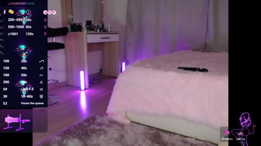 Zeeeme Cam Show Recorded 2025-05-18