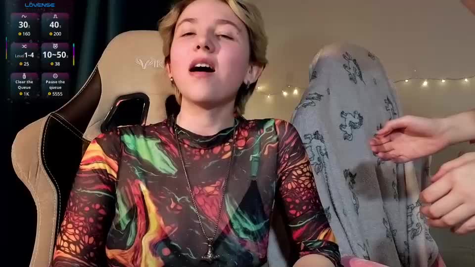Velvetvalkyries Cam Show Recorded 2025-05-18