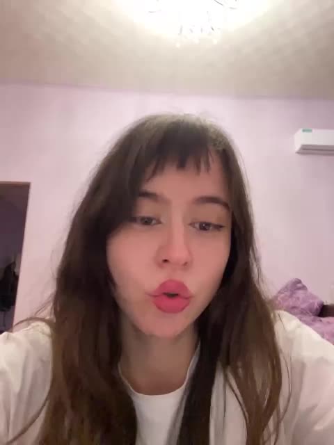 Sabrina_Bree Cam Show Recorded 2025-05-18
