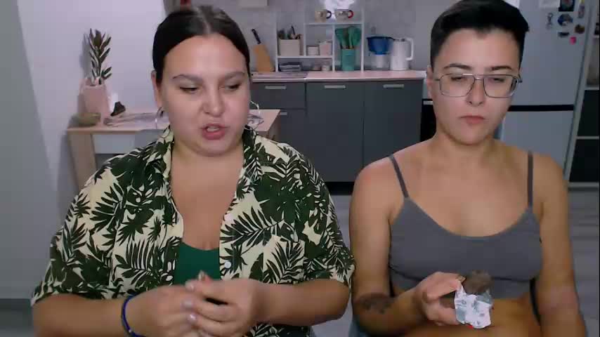 Chloe_x_ Cam Show Recorded 2025-05-18