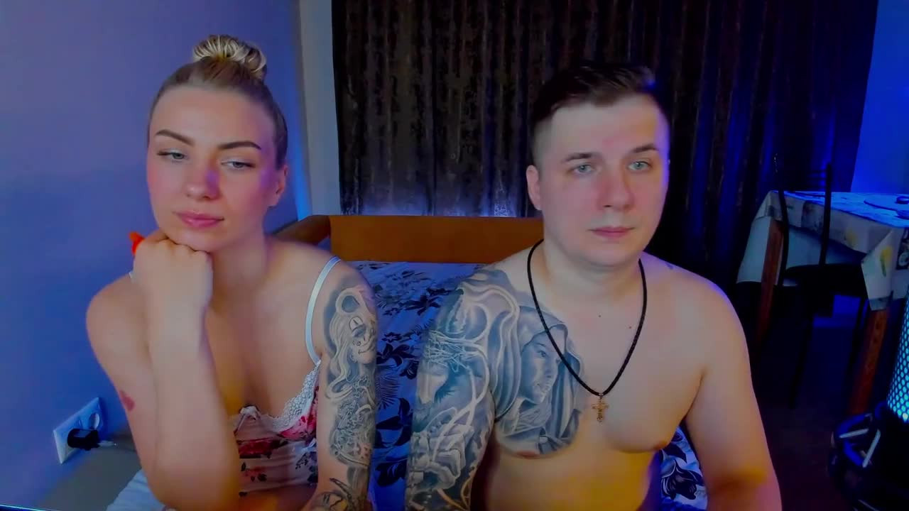 HulkLisandra Cam Show Recorded 2025-05-18