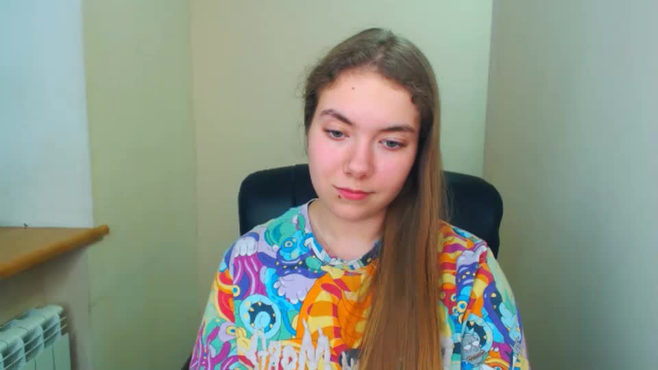 Zoey_deuttch Cam Show Recorded 2025-05-18