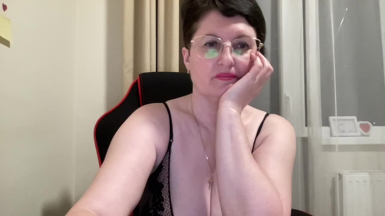HotMilfPussy Cam Show Recorded 2025-05-18