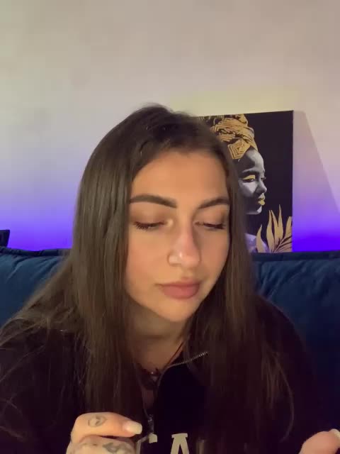 WILDGIRL Cam Show Recorded 2025-05-18