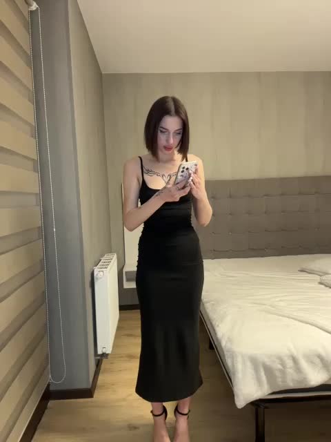 BabyDarii Cam Show Recorded 2025-05-18