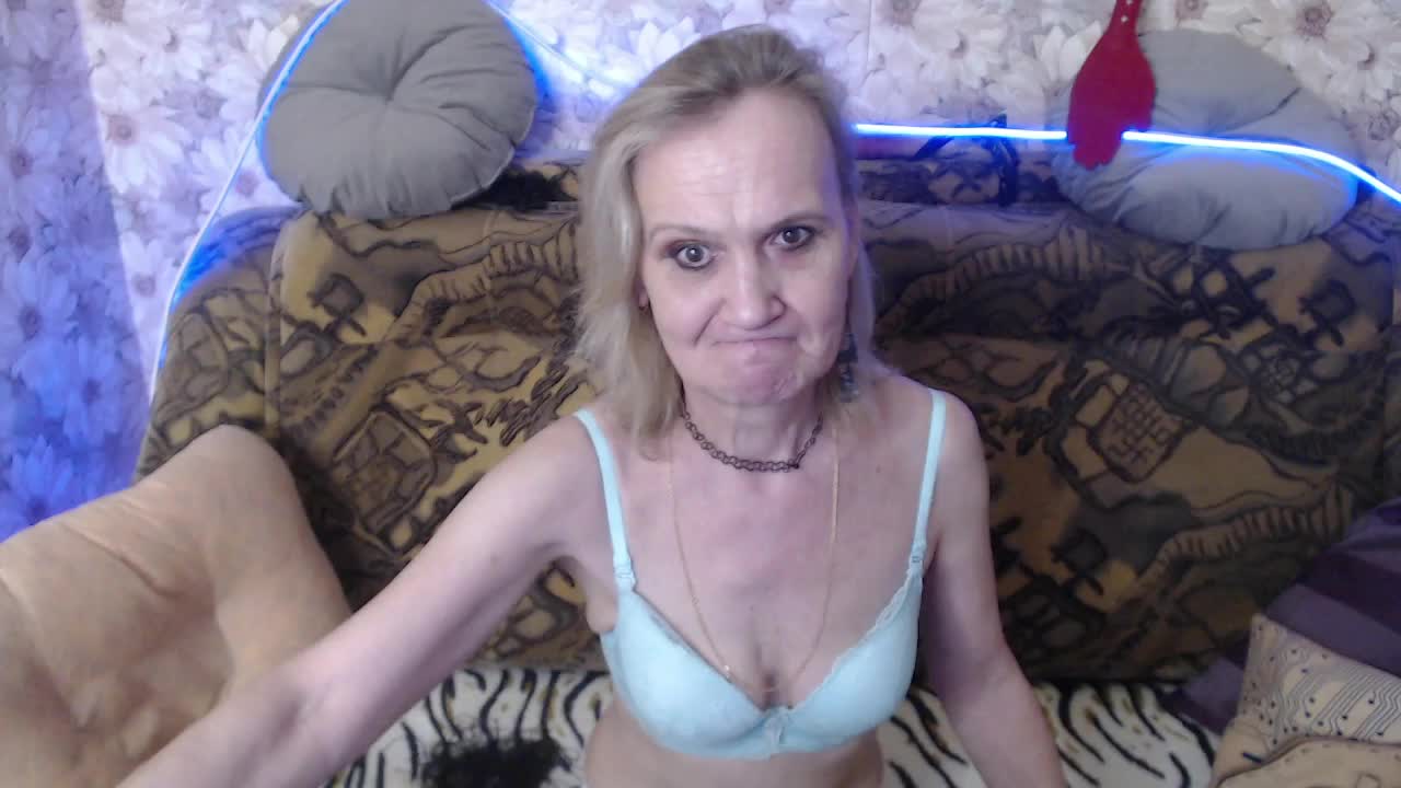 Miss-bekker23 Cam Show Recorded 2025-05-18