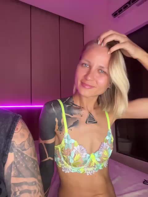 Twins666 Cam Show Recorded 2025-05-18