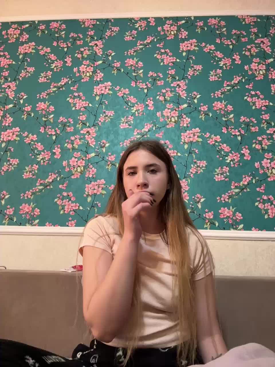 Alizii Cam Show Recorded 2025-05-19