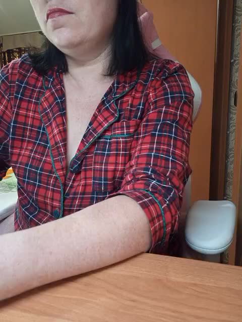 Tatka18111 Cam Show Recorded 2025-05-19