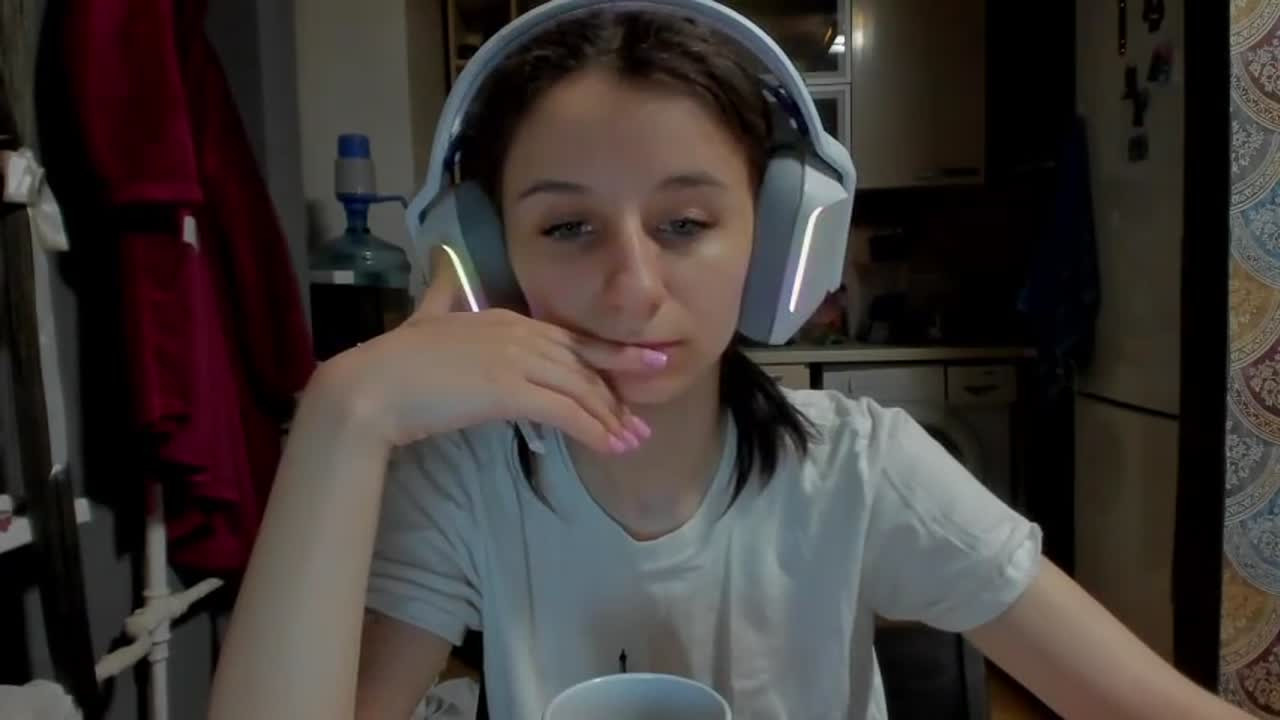 _Nika_Kik Cam Show Recorded 2025-05-19