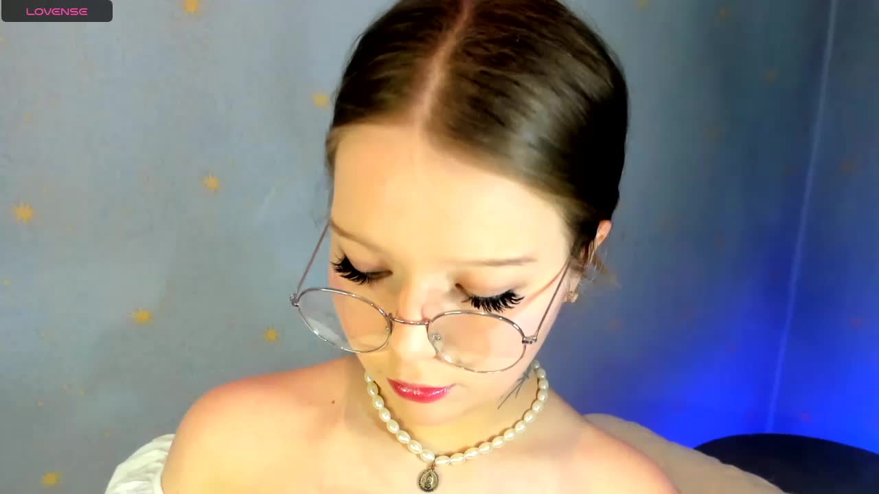 MelMooon Cam Show Recorded 2025-05-19