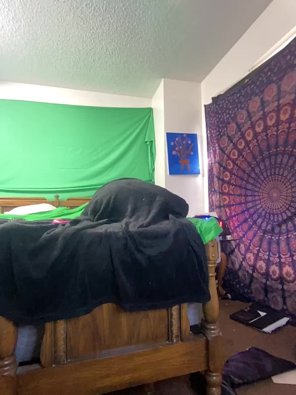 GamerChic Cam Show Recorded 2025-05-20
