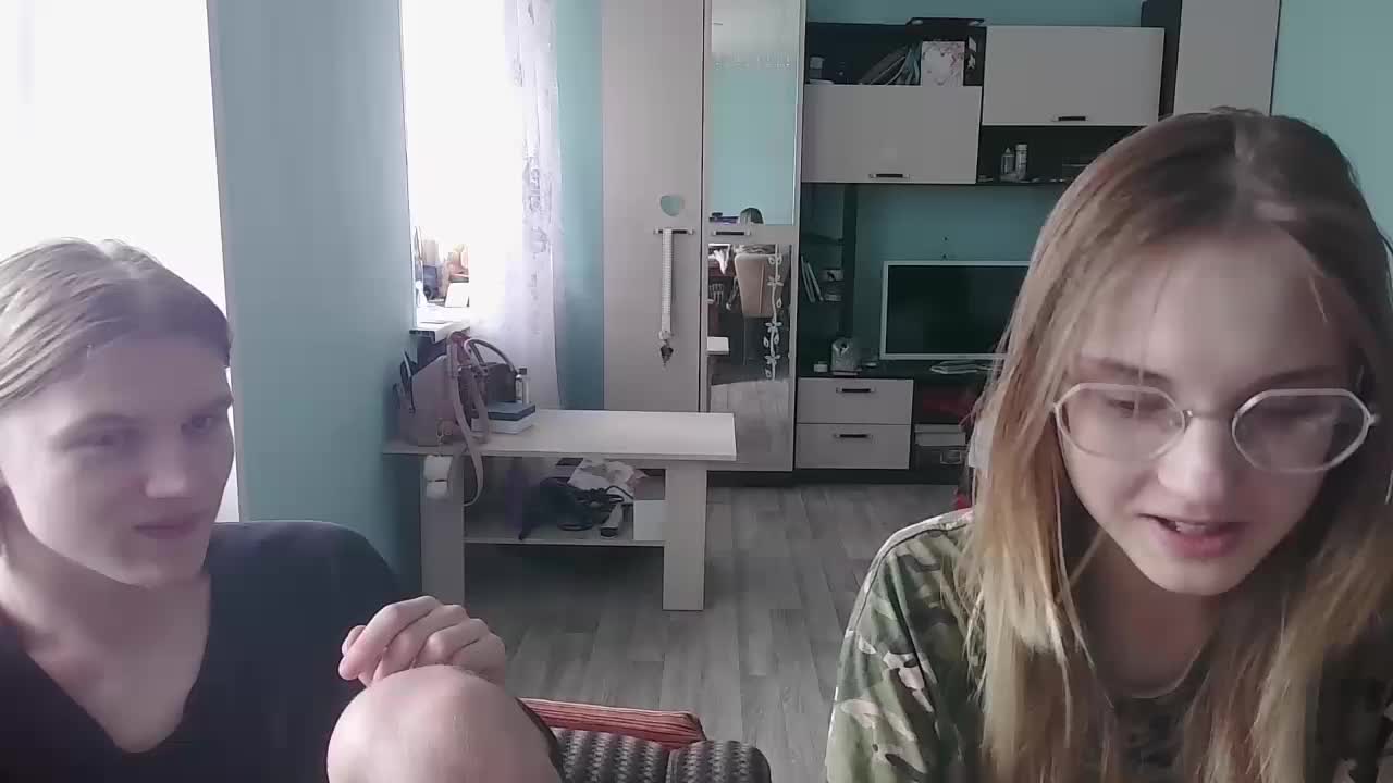 Emolina Cam Show Recorded 2025-05-20