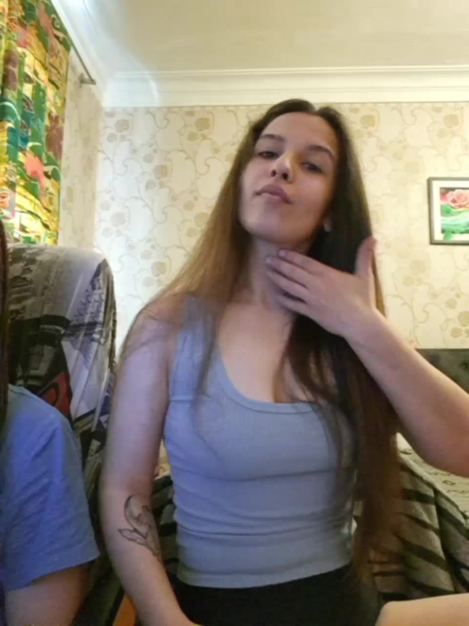 Love_Crew Cam Show Recorded 2025-05-20