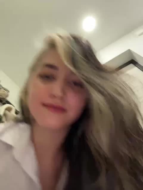 -MarshmelloW- Cam Show Recorded 2025-05-20
