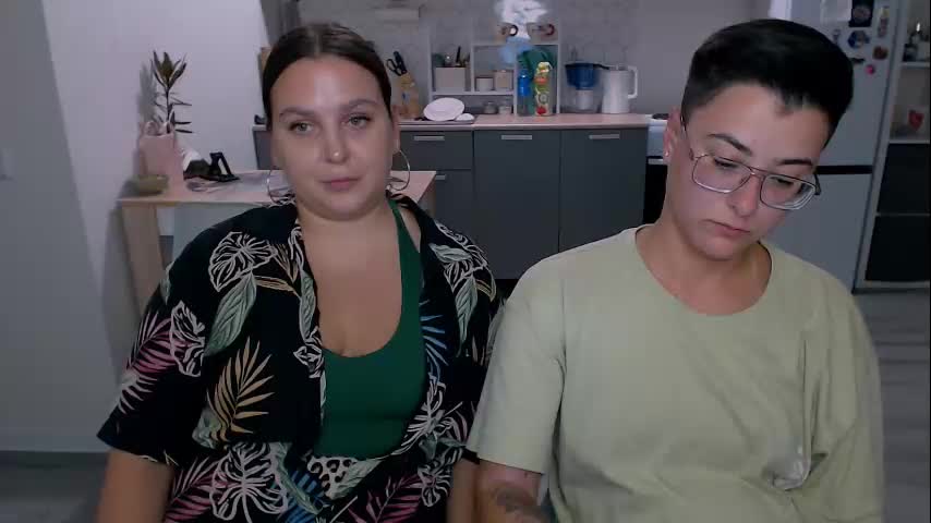 Chloe_x_ Cam Show Recorded 2025-05-20