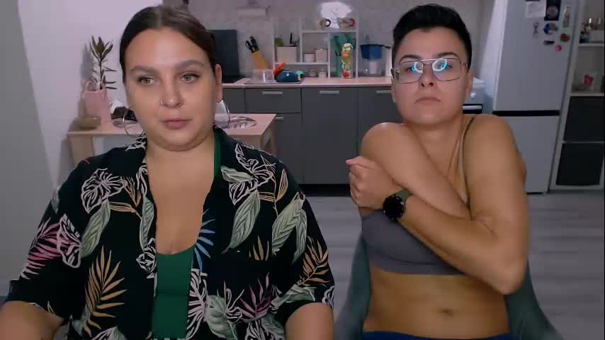 Chloe_x_ Cam Show Recorded 2025-05-20