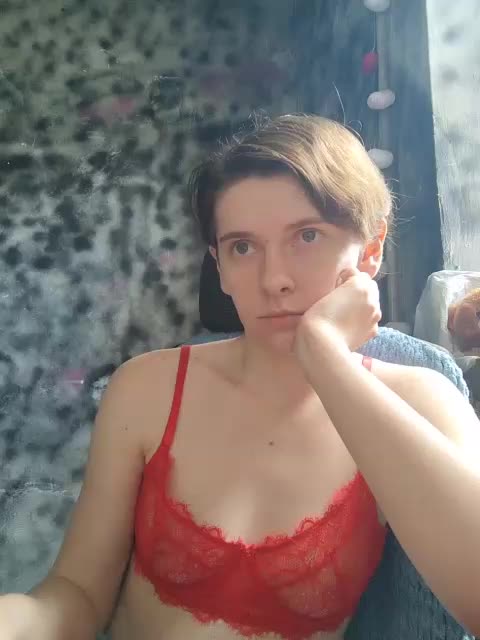 Your_Kitty Cam Show Recorded 2025-05-20