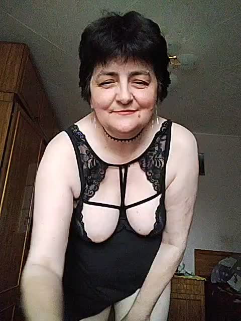 IsXLoves Cam Show Recorded 2025-05-20