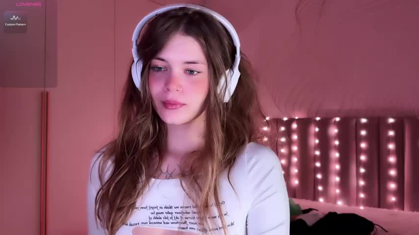 Tvoisortangela Cam Show Recorded 2025-05-20