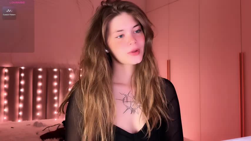Tvoisortangela Cam Show Recorded 2025-05-20
