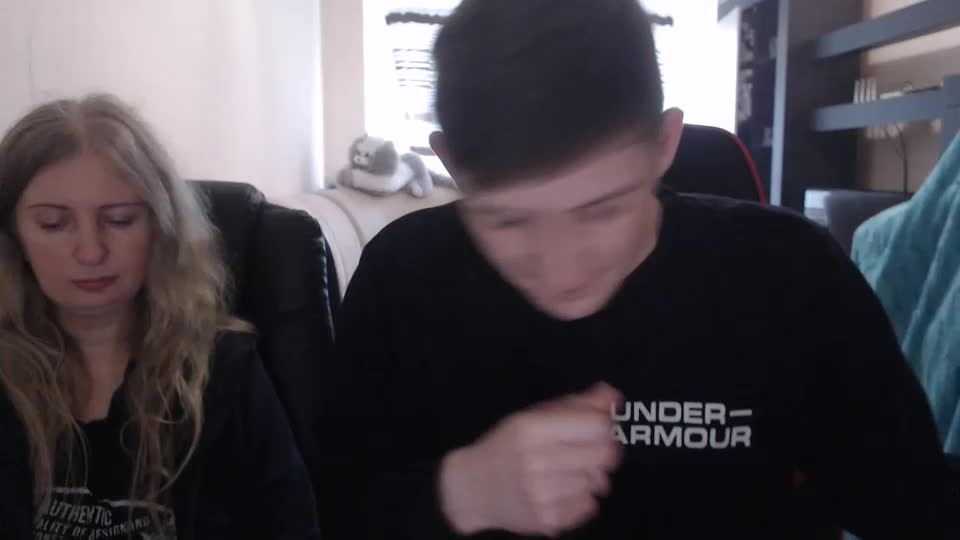 Jenisandpeter Cam Show Recorded 2025-05-21