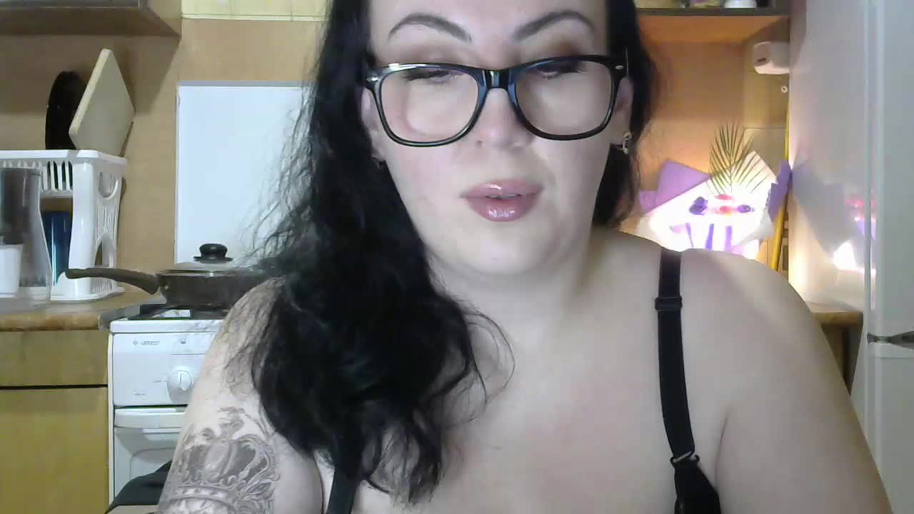 Tatianamedi Cam Show Recorded 2025-05-21