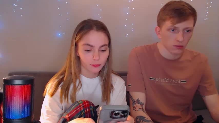 Juliaanddima Cam Show Recorded 2025-05-21