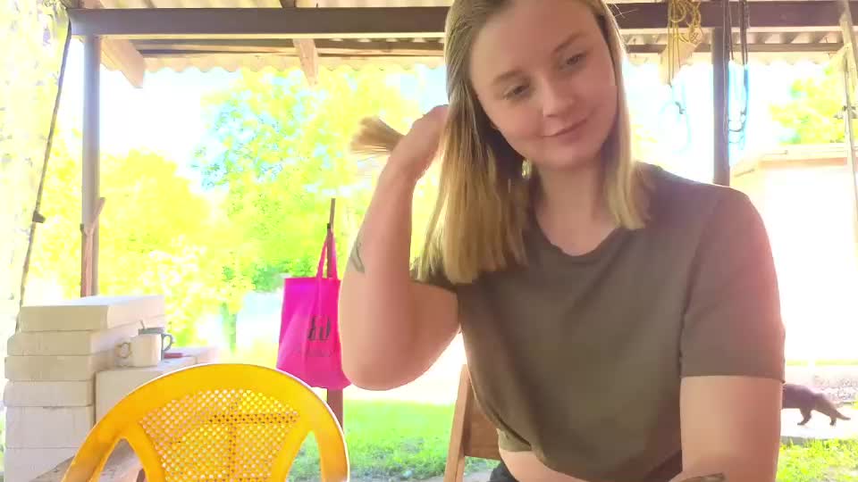 Sassy_seasons Cam Show Recorded 2025-05-21