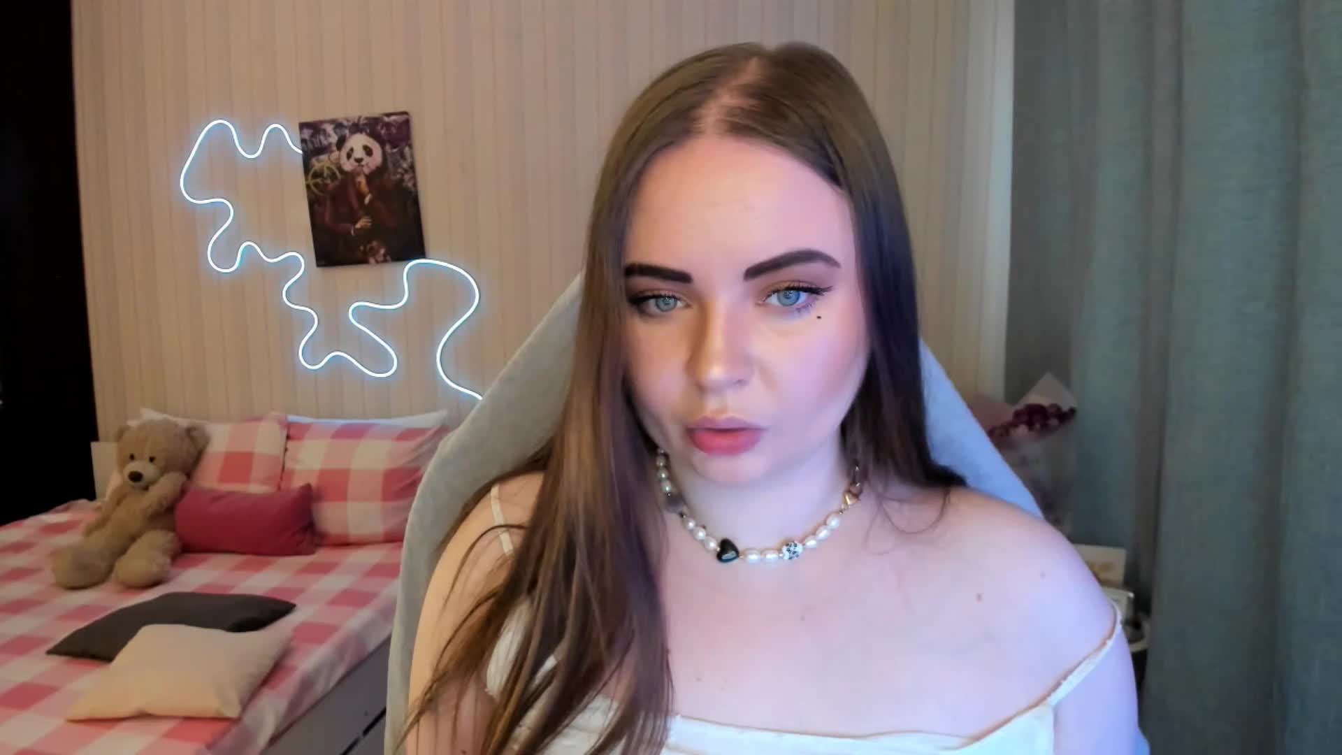 Shy_foxY Cam Show Recorded 2025-05-21
