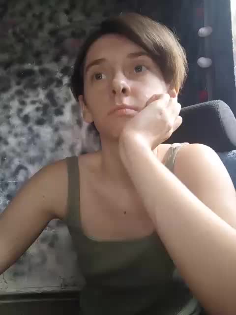 Your_Kitty Cam Show Recorded 2025-05-21