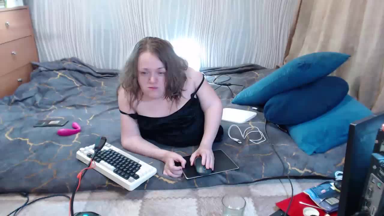 MiniNatali Cam Show Recorded 2025-05-21