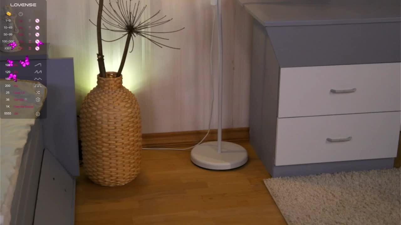 Eva-golden Cam Show Recorded 2025-05-22